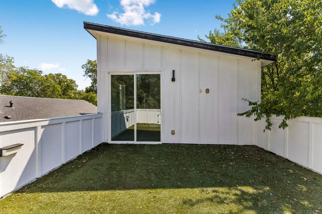 1130 Spur ST A, Austin, TX 78721