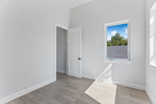 1130 Spur ST A, Austin, TX 78721