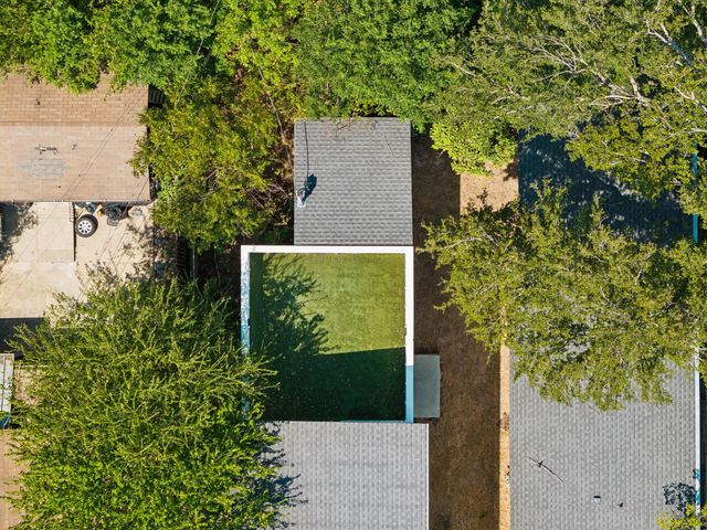 1130 Spur ST A, Austin, TX 78721