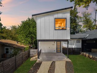 1130 Spur ST A, Austin, TX 78721