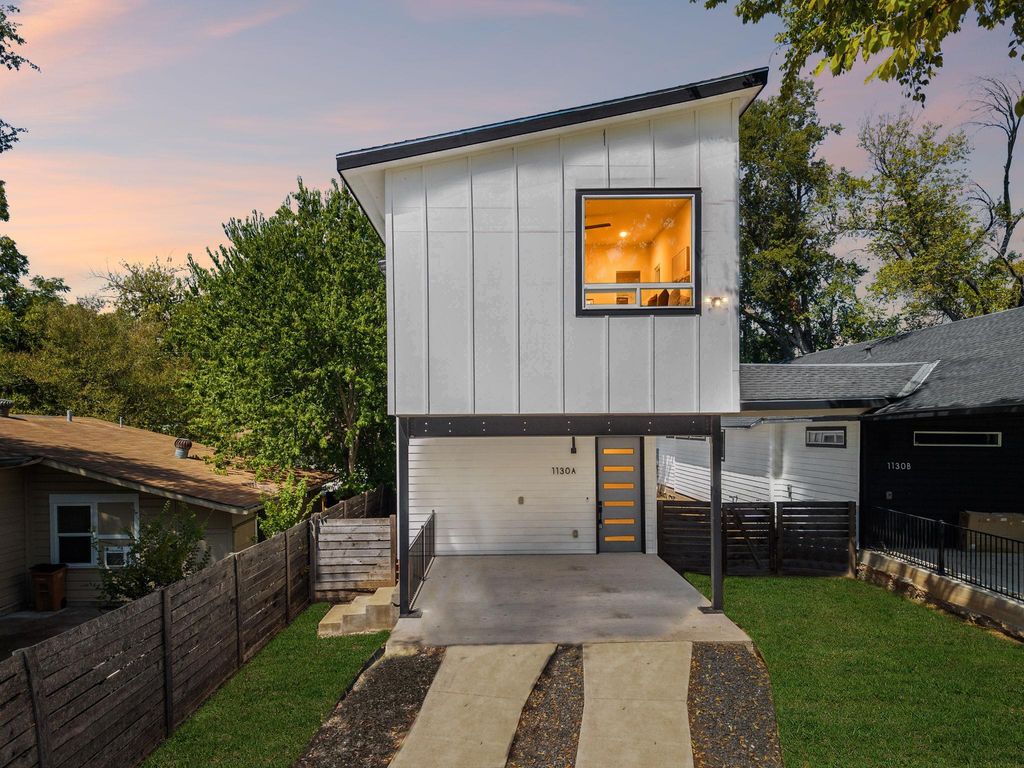 1130 Spur ST A, Austin, TX 78721
