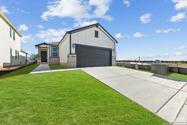 767 Langston, New Braunfels, TX 78130