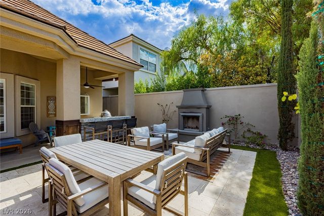 9700 Gavin Stone Avenue, Las Vegas, NV 89145