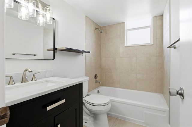 109 Paradise Harbour Blvd 415, North Palm Beach, FL 33408