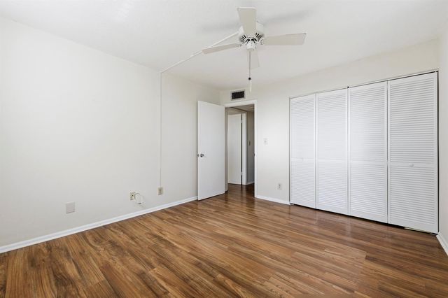 109 Paradise Harbour Blvd 415, North Palm Beach, FL 33408