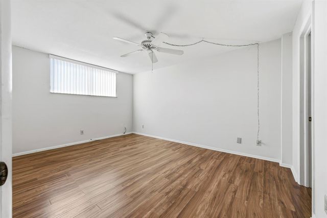 109 Paradise Harbour Blvd 415, North Palm Beach, FL 33408
