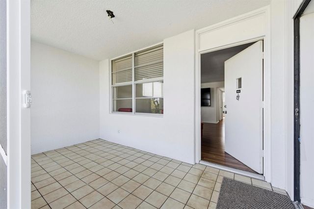 109 Paradise Harbour Blvd 415, North Palm Beach, FL 33408