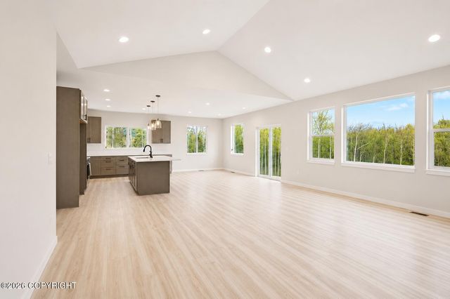 5273 W Jaxton Circle, Wasilla, AK 99623