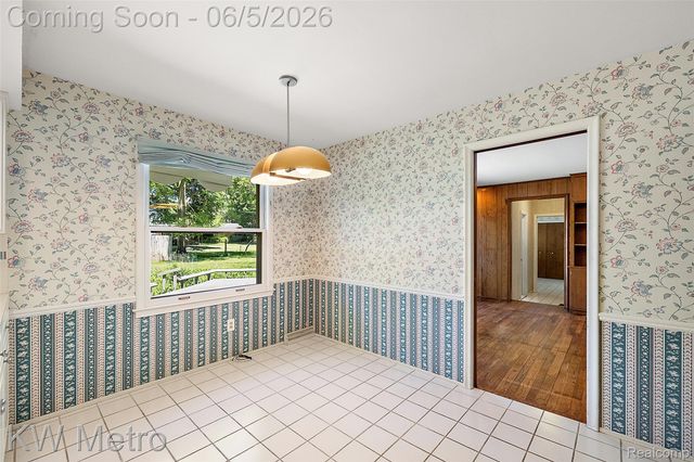 7036 Lindenmere Drive, Bloomfield Hills, MI 48301