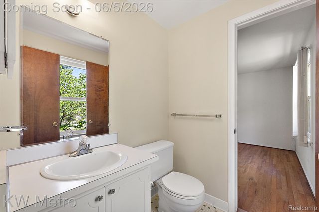 7036 Lindenmere Drive, Bloomfield Hills, MI 48301