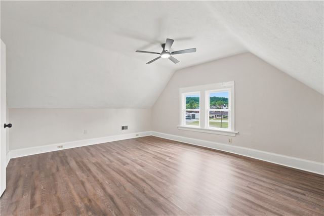 801 Vine, Liberty Boro, PA 15133