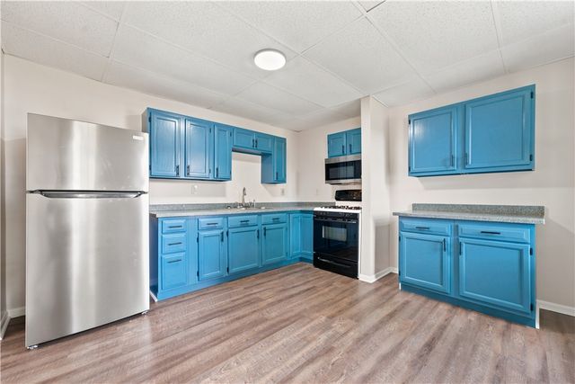 801 Vine, Liberty Boro, PA 15133