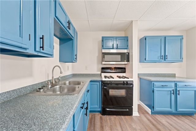 801 Vine, Liberty Boro, PA 15133