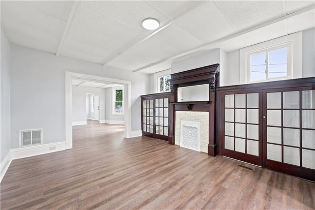 801 Vine, Liberty Boro, PA 15133