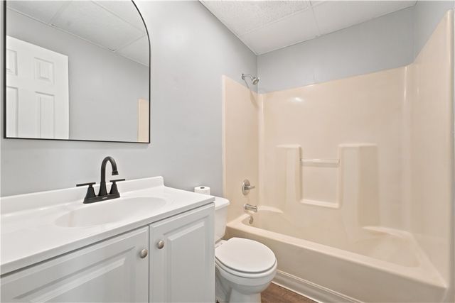 801 Vine, Liberty Boro, PA 15133