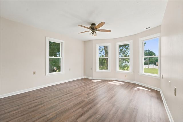 801 Vine, Liberty Boro, PA 15133