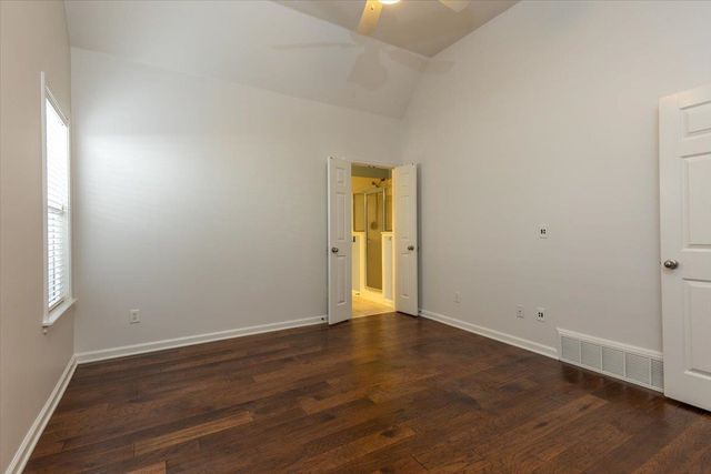 146 HARBOR CREEK DR, Memphis, TN 38103