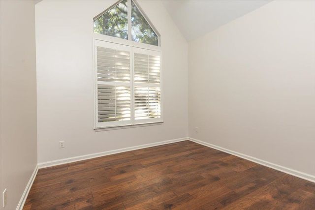 146 HARBOR CREEK DR, Memphis, TN 38103