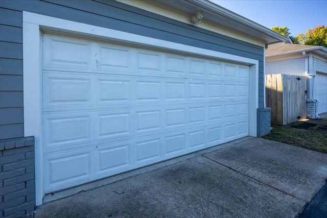 146 HARBOR CREEK DR, Memphis, TN 38103