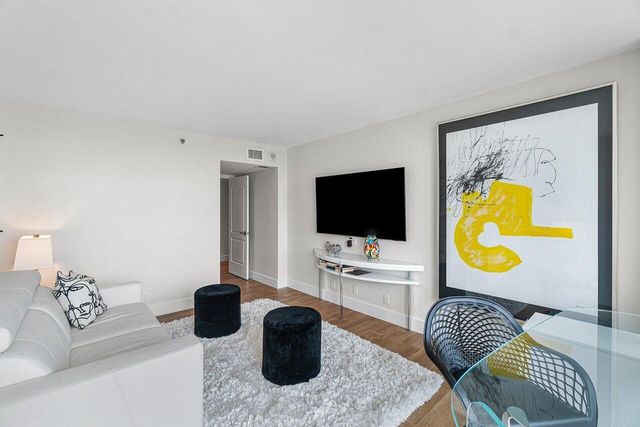 4201 N Ocean Boulevard 601, Boca Raton, FL 33431