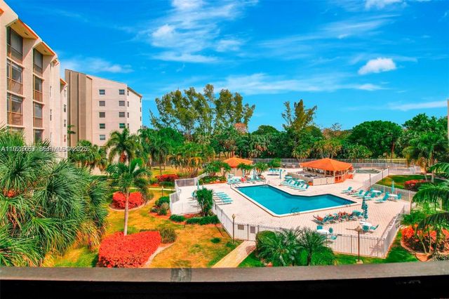 3930 Inverrary Blvd 405-D, Lauderhill, FL 33319