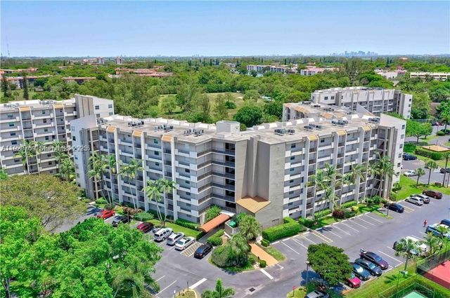 3930 Inverrary Blvd 405-D, Lauderhill, FL 33319