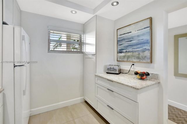 3930 Inverrary Blvd 405-D, Lauderhill, FL 33319