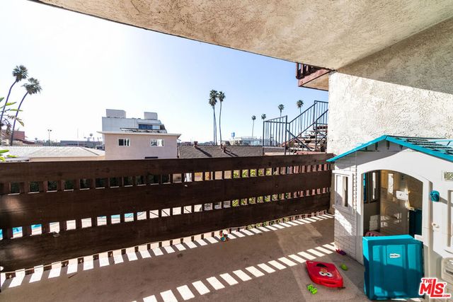 15214 S Raymond Avenue 111, Gardena, CA 90247