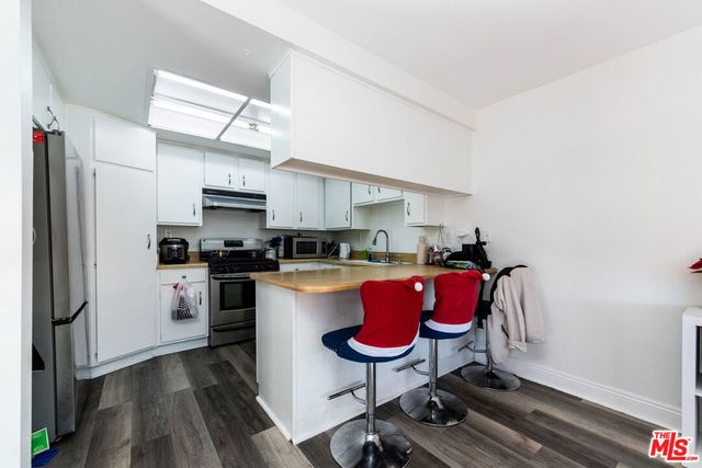 15214 S Raymond Avenue 111, Gardena, CA 90247