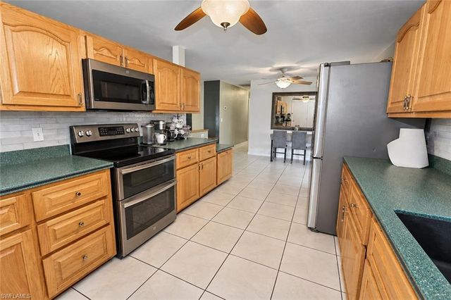 18386 Ostego DR, Fort Myers, FL 33967