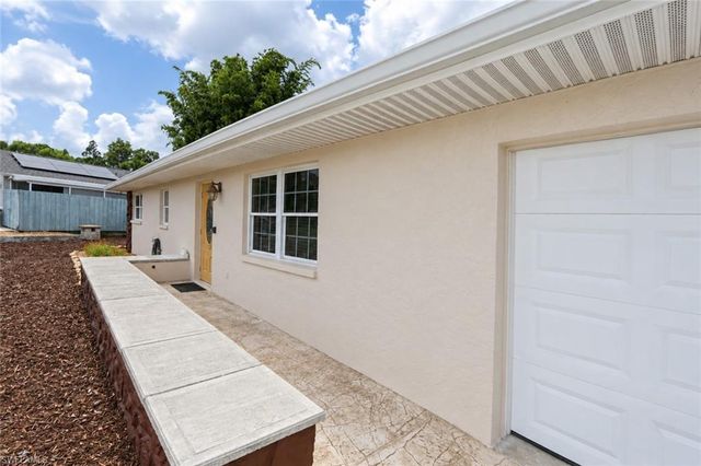 18386 Ostego DR, Fort Myers, FL 33967