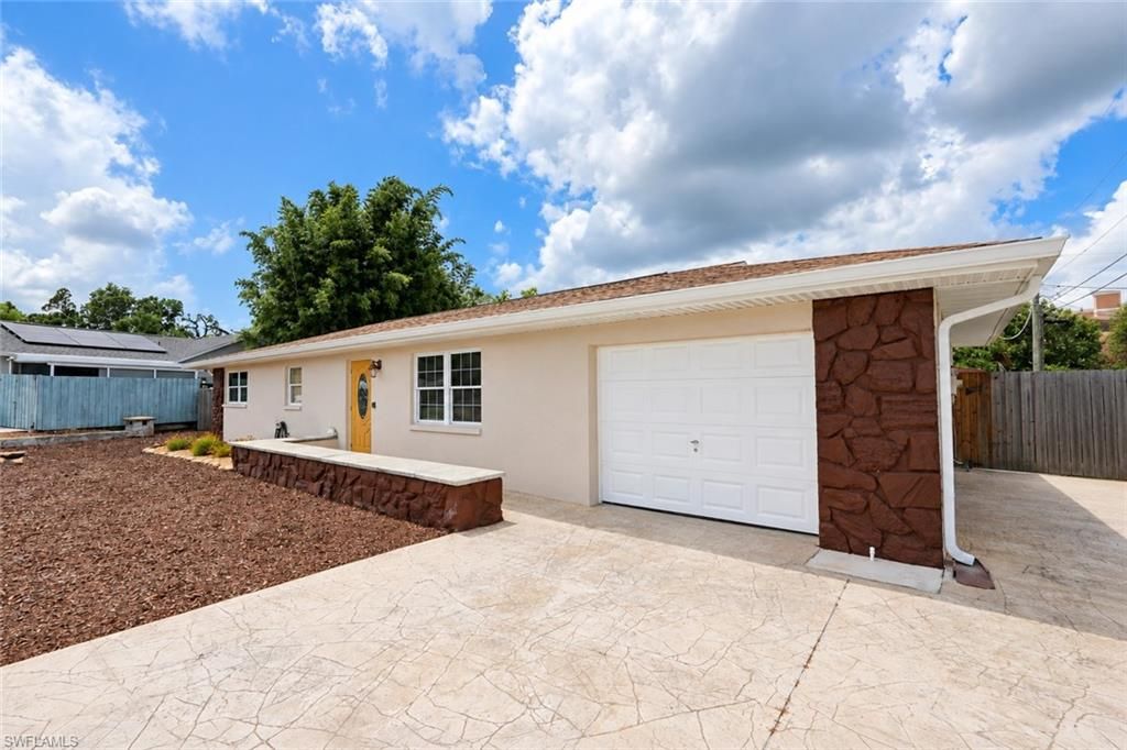 18386 Ostego DR, Fort Myers, FL 33967