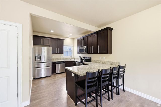 1823 W 2300 S, Woods Cross, UT 84087