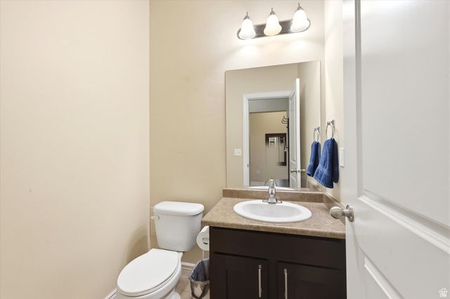 1823 W 2300 S, Woods Cross, UT 84087