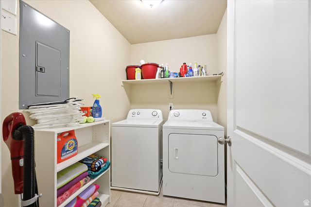 1823 W 2300 S, Woods Cross, UT 84087