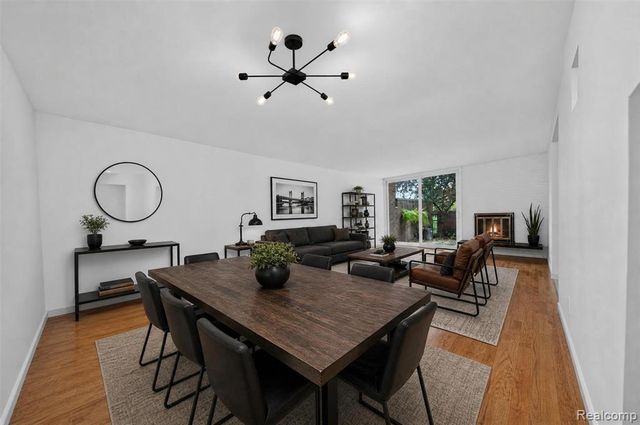 1243 Navarre Place, Detroit, MI 48207