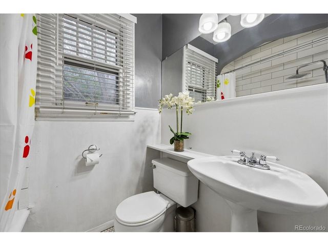 1400 Elm St, Denver, CO 80220