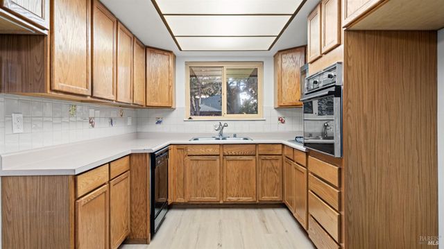 209 Begonia Blvd, Fairfield, CA 94533