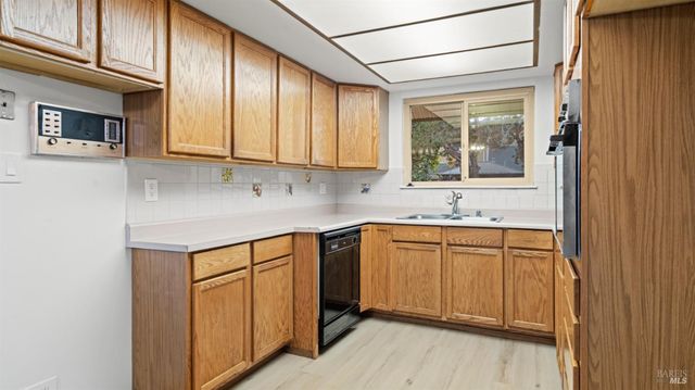 209 Begonia Blvd, Fairfield, CA 94533