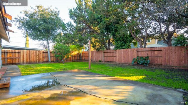 209 Begonia Blvd, Fairfield, CA 94533