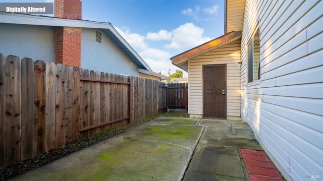 209 Begonia Blvd, Fairfield, CA 94533