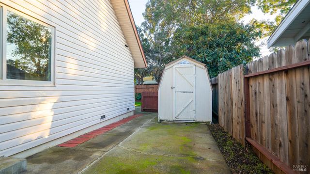 209 Begonia Blvd, Fairfield, CA 94533