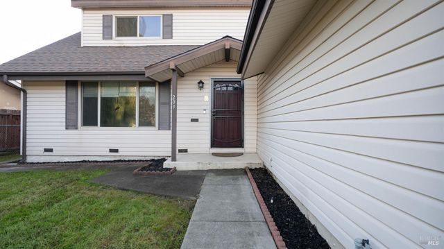 209 Begonia Blvd, Fairfield, CA 94533