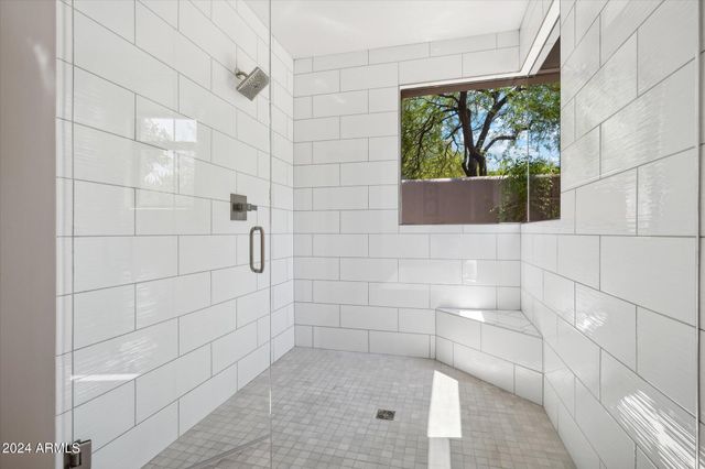 10040 E HAPPY VALLEY Road 243, Scottsdale, AZ 85255