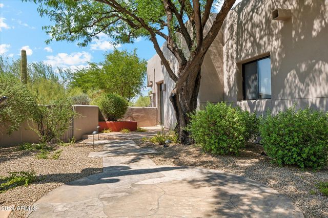 10040 E HAPPY VALLEY Road 243, Scottsdale, AZ 85255