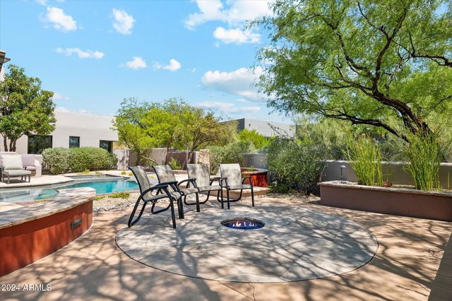 10040 E HAPPY VALLEY Road 243, Scottsdale, AZ 85255