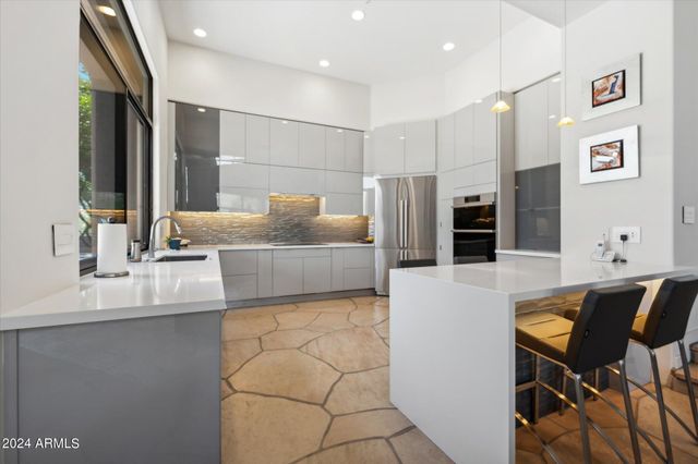 10040 E HAPPY VALLEY Road 243, Scottsdale, AZ 85255