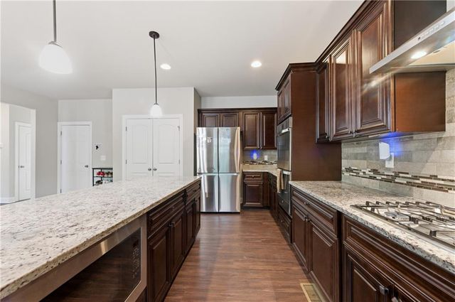 6160 Belmont Drive, Douglasville, GA 30135