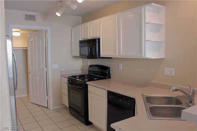 205 Winnsboro Street, Henderson, NV 89074