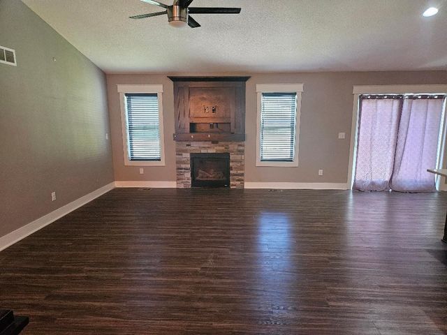 1101 Hunter Court, Adel, IA 50003